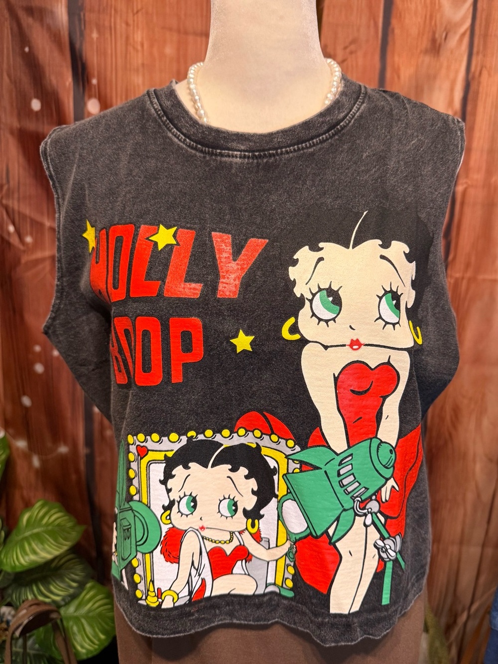 Betty Boop Graphic Muscle Tee - Black